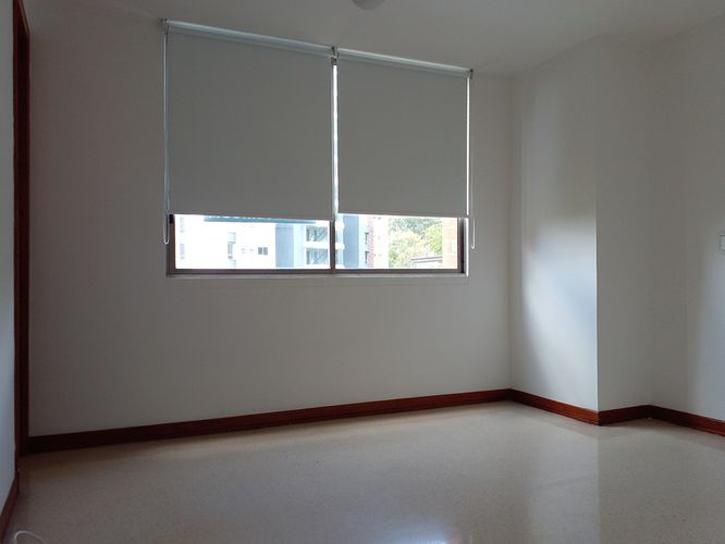 Apartamento de 3 alcobas en arriendo en El Poblado, Medellín, 168 m² · foto 13 de 20