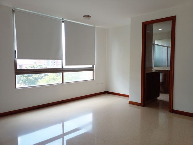 Apartamento de 3 alcobas en arriendo en El Poblado, Medellín, 168 m² · foto 17 de 20