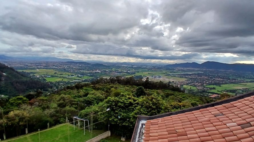 Casa de 5 alcobas en venta en Torca, Bogotá, 1300 m² · foto 6 de 24