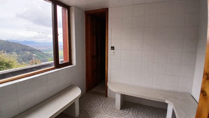 Casa de 5 alcobas en venta en Torca, Bogotá, 1300 m² · foto 7 de 24
