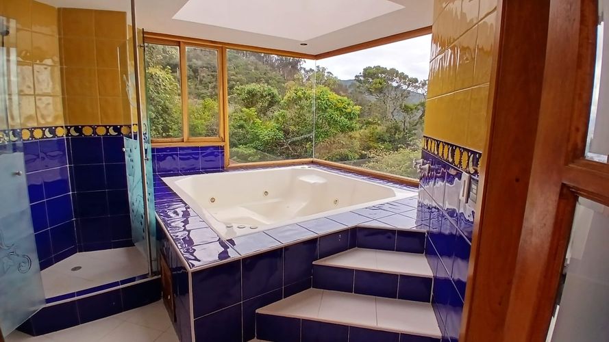Casa de 5 alcobas en venta en Torca, Bogotá, 1300 m² · foto 9 de 24