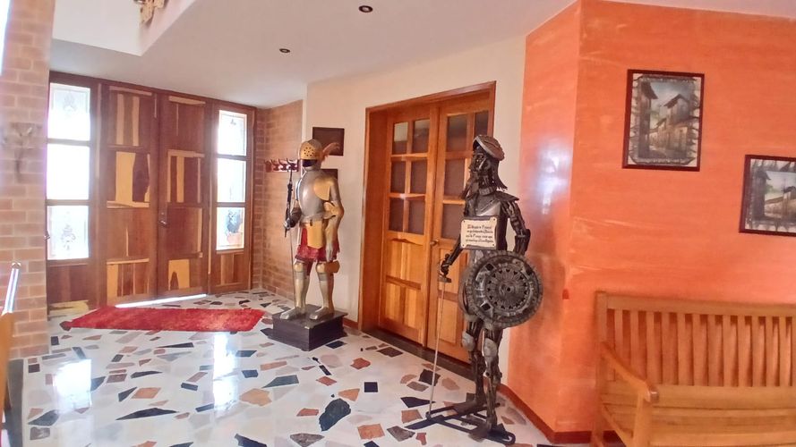Casa de 5 alcobas en venta en Torca, Bogotá, 1300 m² · foto 19 de 24