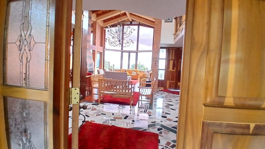 Casa de 5 alcobas en venta en Torca, Bogotá, 1300 m² · foto 20 de 24