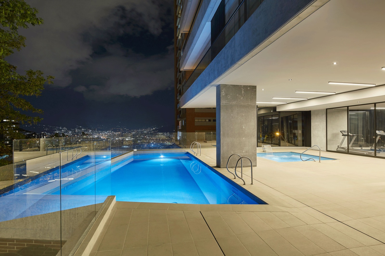 Apartamento en venta en Altos Del Poblado, Medellín · foto 18 de 24