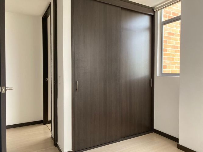 Apartamento de 3 alcobas en arriendo en Loma Del Esmeraldal, Envigado, 90 m² · foto 11 de 18