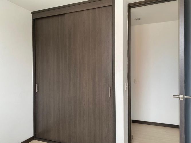 Apartamento de 3 alcobas en arriendo en Loma Del Esmeraldal, Envigado, 90 m² · foto 14 de 18
