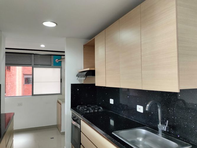 Apartamento de 4 alcobas en venta en Otraparte, Envigado, 113 m² · foto 3 de 17