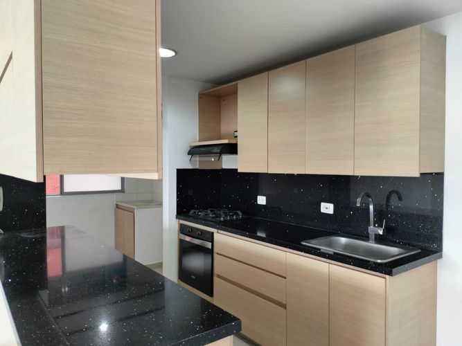 Apartamento de 4 alcobas en venta en Otraparte, Envigado, 113 m² · foto 4 de 17
