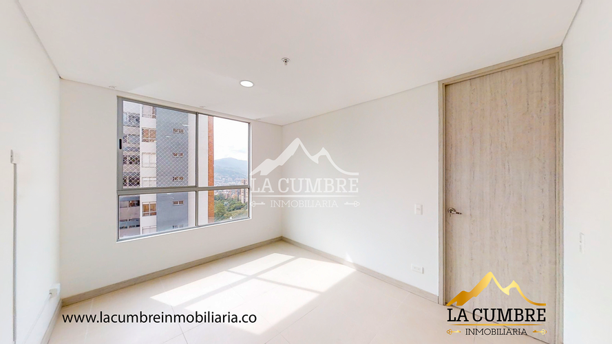 Apartamento de 3 alcobas en arriendo en Loma Del Escobero, Envigado, 150 m² · foto 9 de 14
