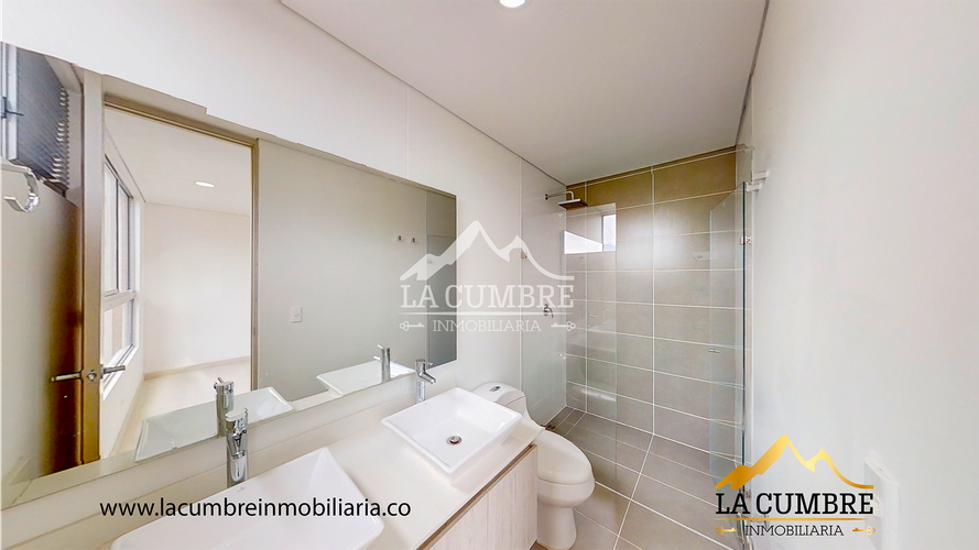 Apartamento de 3 alcobas en arriendo en Loma Del Escobero, Envigado, 150 m² · foto 10 de 14