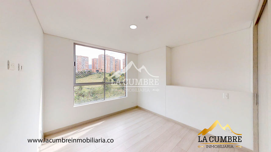 Apartamento de 3 alcobas en arriendo en Loma Del Escobero, Envigado, 150 m² · foto 13 de 14