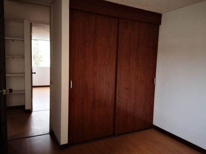 Apartamento de 3 alcobas en venta en Ub. De La Sabana, Bogotá, 74 m² · foto 6 de 16