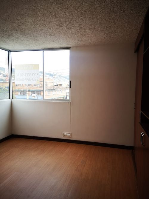 Apartamento de 3 alcobas en venta en Ub. De La Sabana, Bogotá, 74 m² · foto 10 de 16