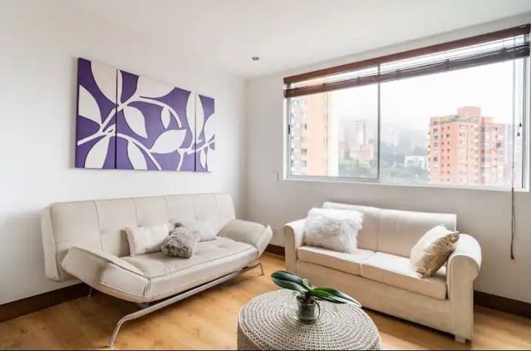 Apartamento de 1 alcoba en arriendo en El Tesoro, Medellín, 127 m² · foto 12 de 23