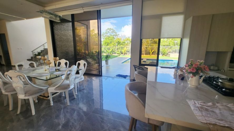 Casa de 4 alcobas en venta en El Centro Sur, Neiva, 450 m² · foto 4 de 13
