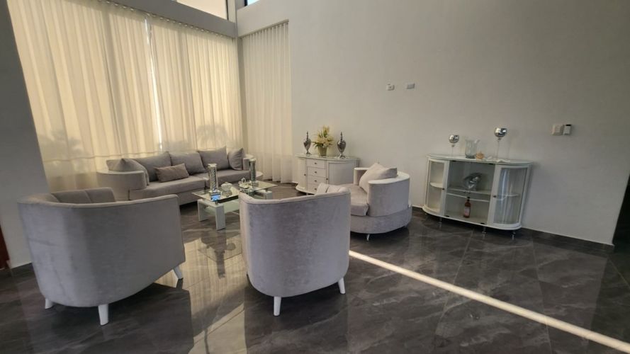Casa de 4 alcobas en venta en El Centro Sur, Neiva, 450 m² · foto 5 de 13