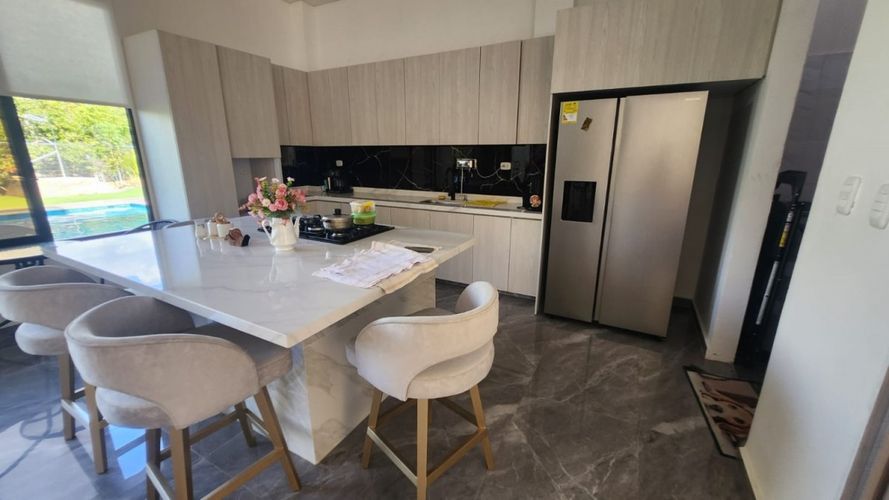 Casa de 4 alcobas en venta en El Centro Sur, Neiva, 450 m² · foto 6 de 13