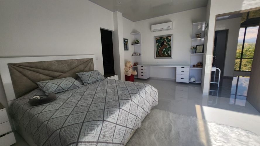 Casa de 4 alcobas en venta en El Centro Sur, Neiva, 450 m² · foto 10 de 13