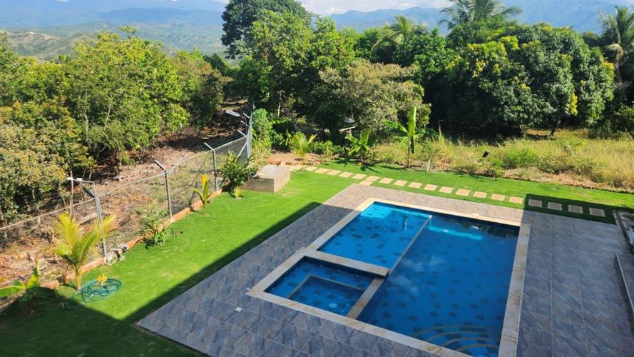 Casa de 4 alcobas en venta en El Centro Sur, Neiva, 450 m² · foto 13 de 13