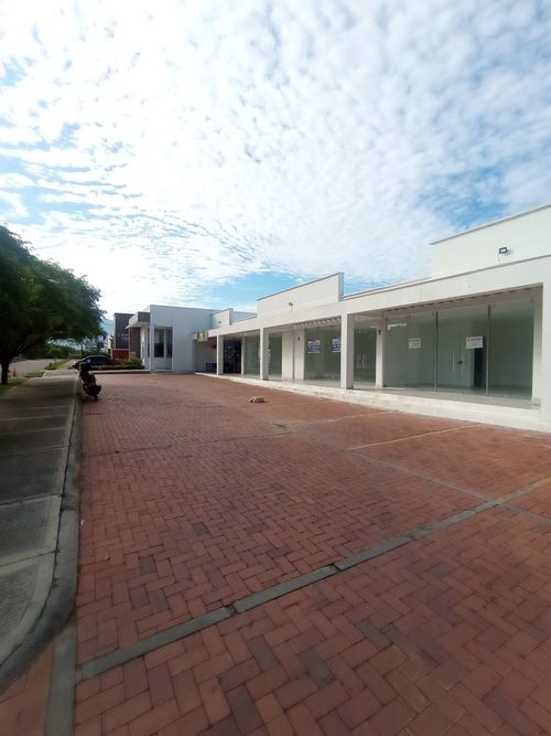 Local en venta en Neiva, 32 m² · foto 2 de 10