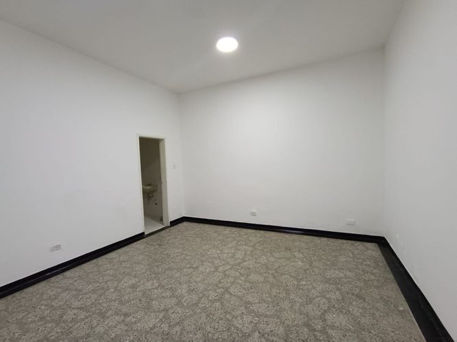 Oficina en arriendo en Centro, Neiva, 15 m² · foto 8 de 19