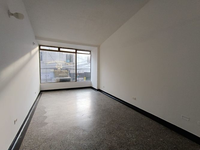 Oficina en arriendo en Centro, Neiva, 15 m² · foto 3 de 19