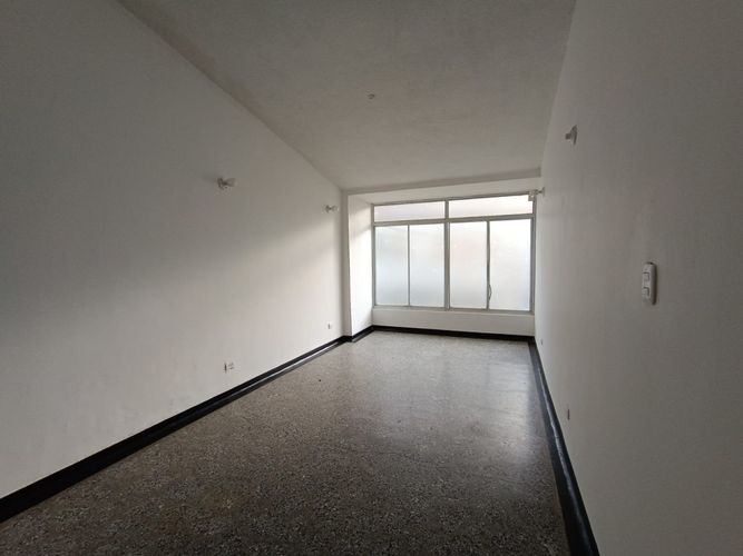 Oficina en arriendo en Centro, Neiva, 15 m² · foto 7 de 19