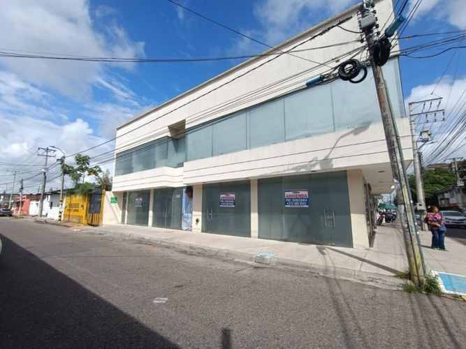 Edificio en arriendo en Centro, Neiva, 200 m² · foto 3 de 21