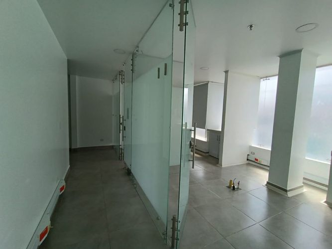 Edificio en arriendo en Centro, Neiva, 200 m² · foto 9 de 21
