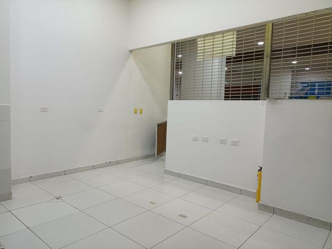 Local en venta en Co. Cm. Real I, Neiva, 26 m² · foto 2 de 5