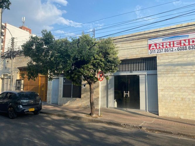 Local en arriendo en Centro, Neiva, 240 m² · foto 2 de 10