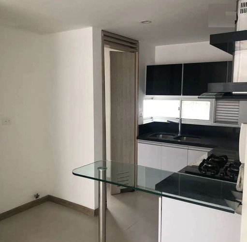 Apartamento de 3 alcobas en venta en Bosque Popular, Manizales, 73 m² · foto 4 de 10