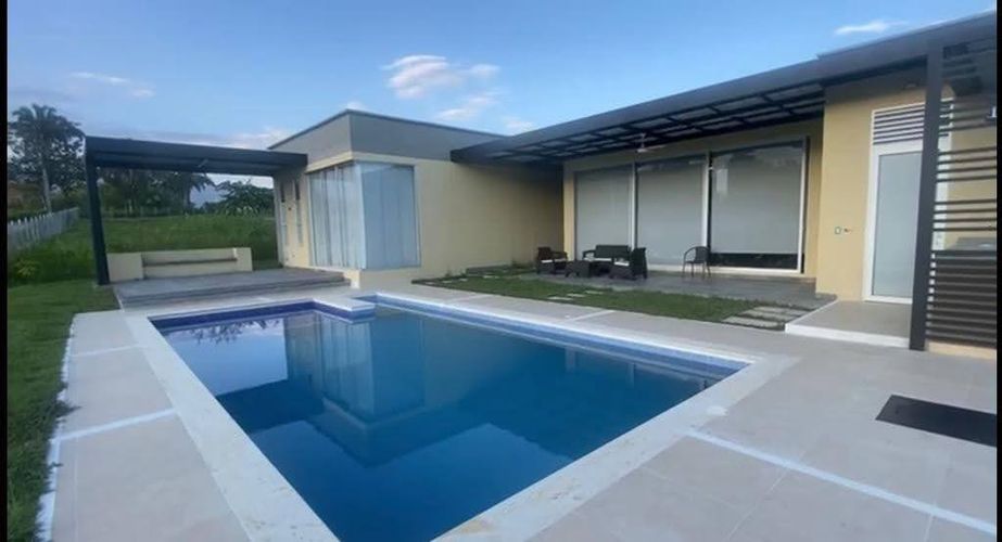 Casa de 4 alcobas en venta en El Totumo, Ibagué, 240 m² · foto 8 de 22