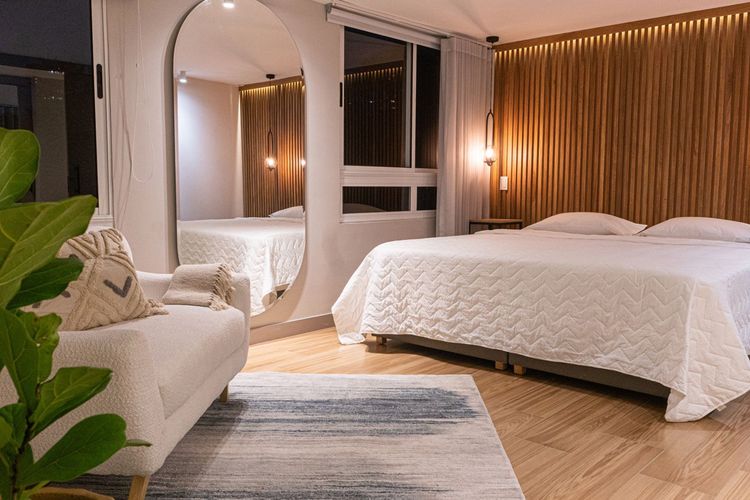 Apartamento de 2 alcobas en venta en El Poblado, Medellín, 140 m² · foto 9 de 11