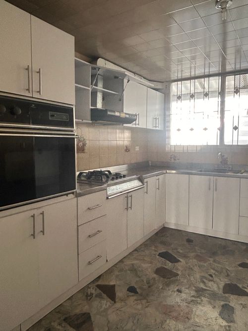 Casa de 6 alcobas en venta en Salitre Greco, Bogotá, 490 m² · foto 18 de 21