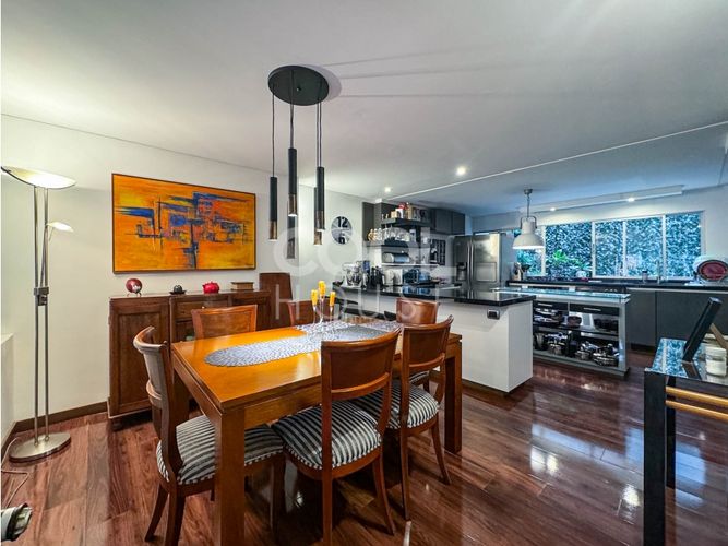 Apartamento de 3 alcobas en venta en La Cabrera, Bogotá, 201 m² · foto 5 de 22