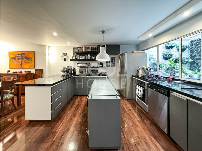 Apartamento de 3 alcobas en venta en La Cabrera, Bogotá, 201 m² · foto 7 de 22