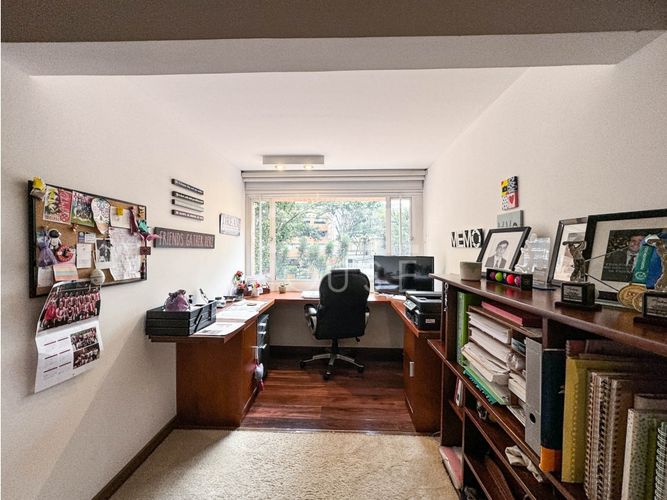 Apartamento de 3 alcobas en venta en La Cabrera, Bogotá, 201 m² · foto 10 de 22