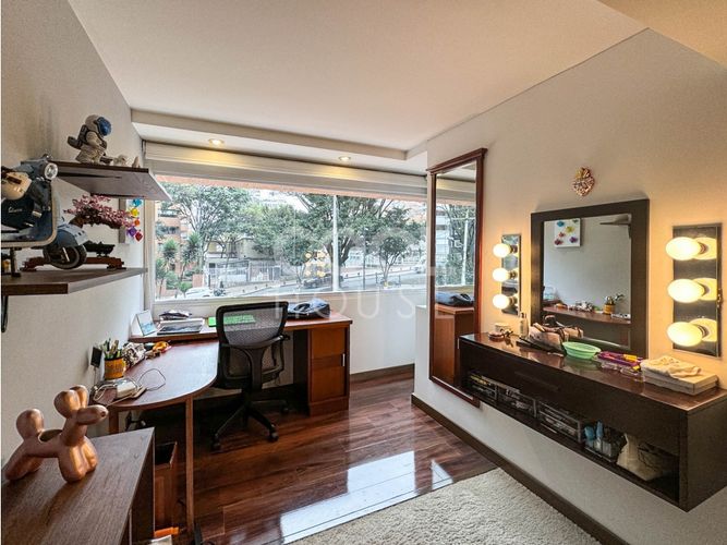 Apartamento de 3 alcobas en venta en La Cabrera, Bogotá, 201 m² · foto 11 de 22