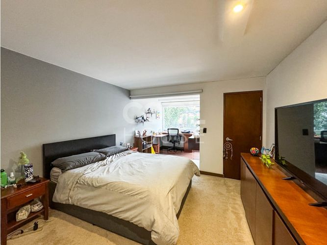 Apartamento de 3 alcobas en venta en La Cabrera, Bogotá, 201 m² · foto 18 de 22