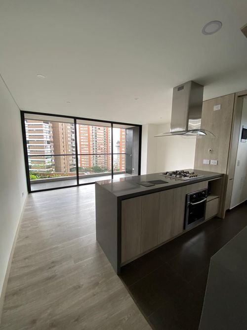 Apartamento de 2 alcobas en venta en Altos Del Poblado, Medellín, 92 m² · foto 16 de 24