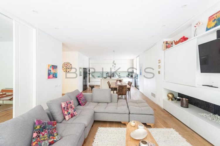 Apartaestudio en venta en Los Rosales, Bogotá, 145 m² · foto 7 de 13