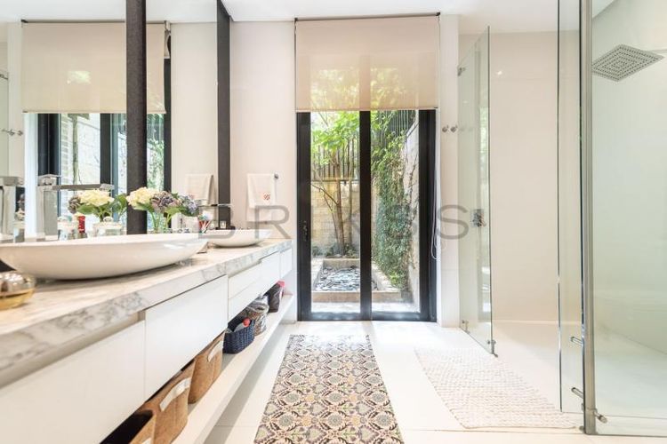 Apartaestudio en venta en Los Rosales, Bogotá, 145 m² · foto 12 de 13