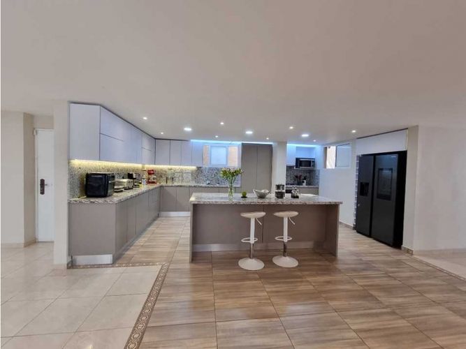 Casa en venta en Ciudad Jardin, Barranquilla · foto 7 de 24