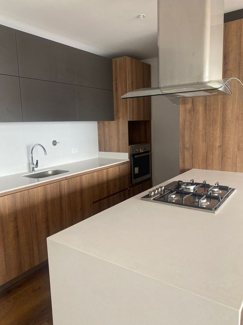 Apartamento de 2 alcobas en venta en El Tesoro, Medellín, 120 m² · foto 2 de 10
