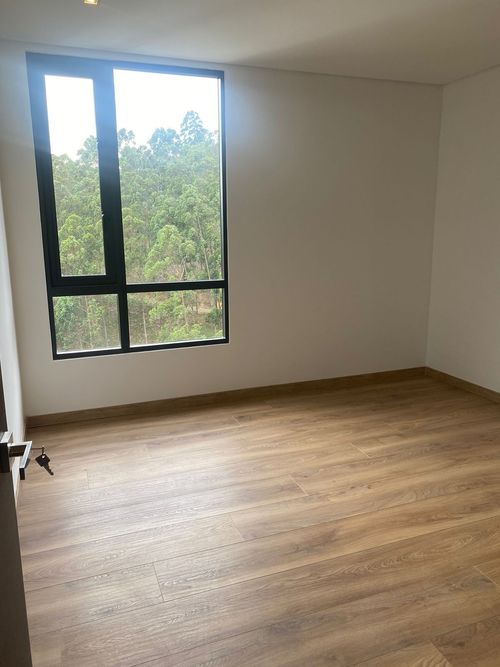 Apartamento de 2 alcobas en venta en El Tesoro, Medellín, 105 m² · foto 7 de 18