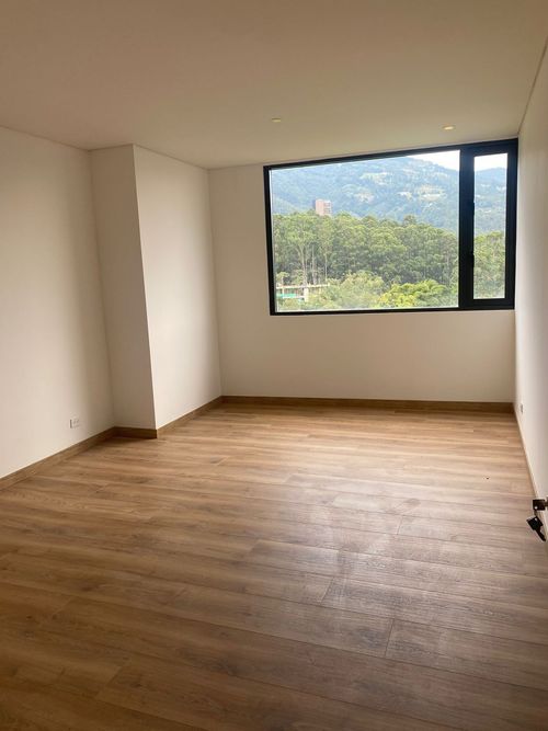 Apartamento de 2 alcobas en venta en El Tesoro, Medellín, 105 m² · foto 11 de 18