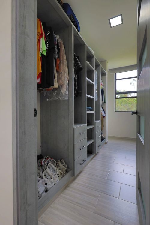 Casa de 5 alcobas en venta en Tribunas Corcega, Pereira · foto 19 de 24