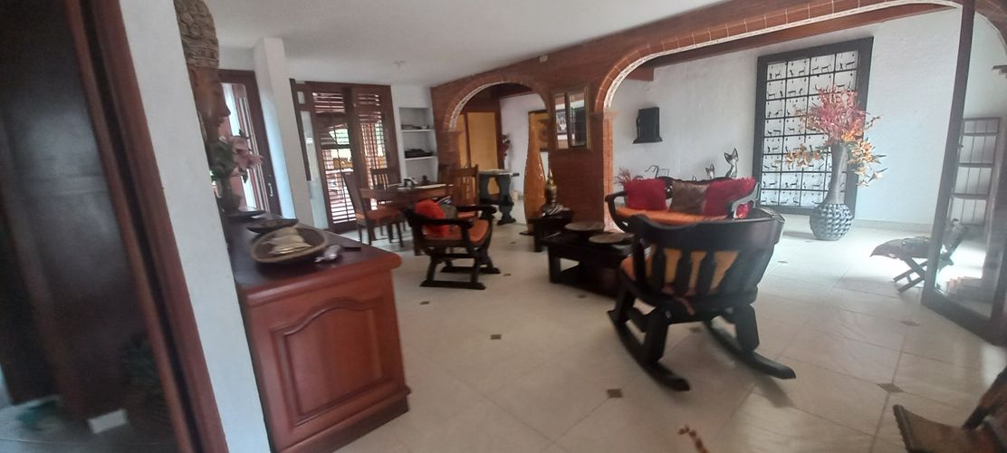 Casa de 5 alcobas en venta en El Carmen, Villavicencio, 280 m² · foto 5 de 24