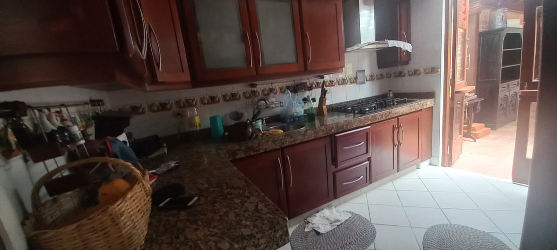 Casa de 5 alcobas en venta en El Carmen, Villavicencio, 280 m² · foto 13 de 24